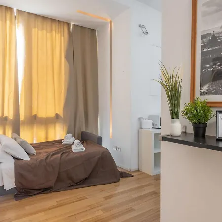 The Rent - Comfortable One Bedroom In Downtown *