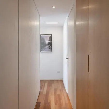 The Rent - Comfortable One Bedroom In Downtown Milano