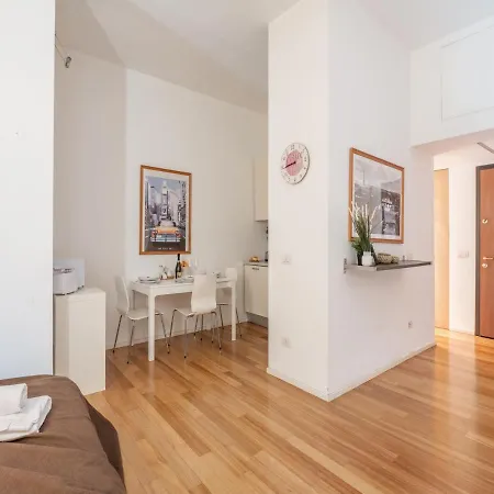 The Rent - Comfortable One Bedroom In Downtown Daire Milano